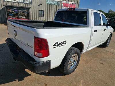2018 RAM 1500 CREW 4X4 1OWNER RUNS&DRIVES GREAT BEDLINER TOW PKG   - Photo 5 - Woodward, OK 73801