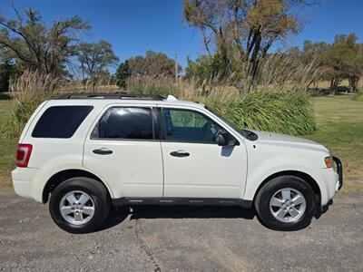 2010 Ford Escape XLT 2.5L RUNS&DRIVES GREAT A/C COLD   - Photo 3 - Woodward, OK 73801