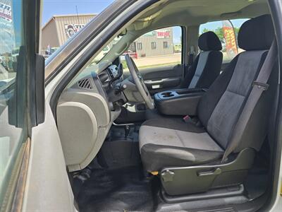 2008 Chevrolet Silverado 2500 Work Truck   - Photo 33 - Woodward, OK 73801