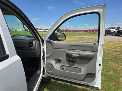 2008 Chevrolet Silverado 2500 Work Truck   - Photo 43 - Woodward, OK 73801