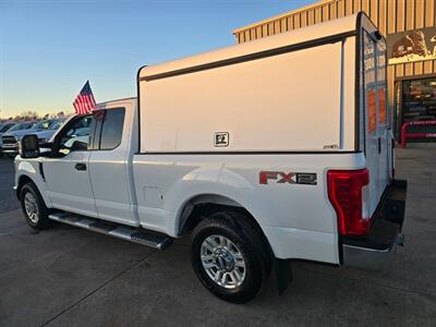 2018 Ford F-250 1OWNER 6.2L SERIVES TOPPER RUNS&DRIVES GREAT! A/C   - Photo 6 - Woodward, OK 73801