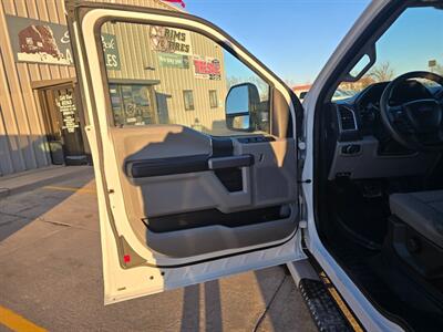 2018 Ford F-250 1OWNER 6.2L SERIVES TOPPER RUNS&DRIVES GREAT! A/C   - Photo 44 - Woodward, OK 73801