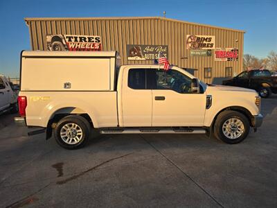 2018 Ford F-250 1OWNER 6.2L SERIVES TOPPER RUNS&DRIVES GREAT! A/C   - Photo 3 - Woodward, OK 73801