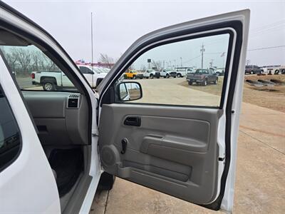 2008 Chevrolet Colorado Work Truck   - Photo 2 - Woodward, OK 73801