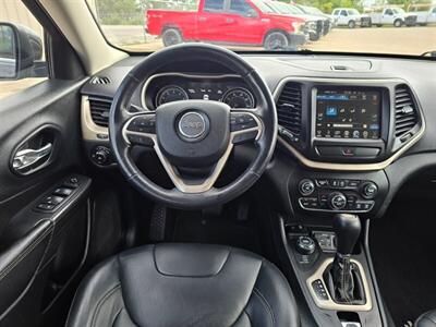 2015 Jeep Cherokee Limited 4WD LG ROOF LEATHER LOADED NEW TIRES A/C!!   - Photo 18 - Woodward, OK 73801