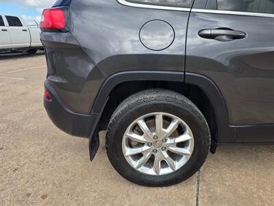 2015 Jeep Cherokee Limited 4WD LG ROOF LEATHER LOADED NEW TIRES A/C!!   - Photo 74 - Woodward, OK 73801