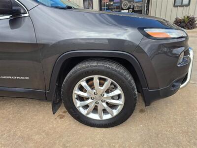 2015 Jeep Cherokee Limited 4WD LG ROOF LEATHER LOADED NEW TIRES A/C!!   - Photo 73 - Woodward, OK 73801