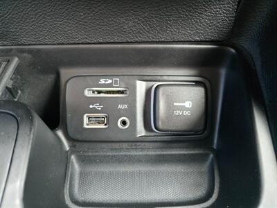 2015 Jeep Cherokee Limited 4WD LG ROOF LEATHER LOADED NEW TIRES A/C!!   - Photo 26 - Woodward, OK 73801