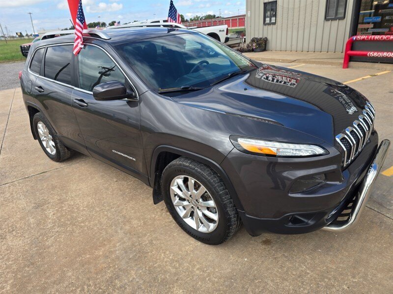 2015 Jeep Cherokee Limited 4WD LG ROOF LEATHER LOADED NEW TIRES A/C!!   - Photo 1 - Woodward, OK 73801