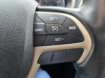 2015 Jeep Cherokee Limited 4WD LG ROOF LEATHER LOADED NEW TIRES A/C!!   - Photo 29 - Woodward, OK 73801