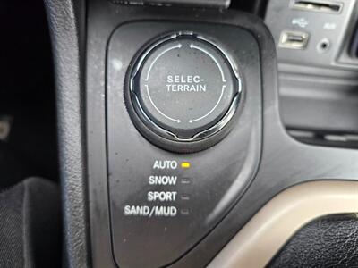 2015 Jeep Cherokee Limited 4WD LG ROOF LEATHER LOADED NEW TIRES A/C!!   - Photo 21 - Woodward, OK 73801