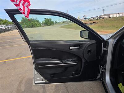 2018 Dodge Charger AWD 5.7L HEMI RUNS&DRIVES GREAT A/C COLD - Photo 39 - Woodward, OK 73801