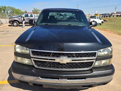 2007 Chevrolet Silverado 1500 Classic Work Truck - Photo 36 - Woodward, OK 73801
