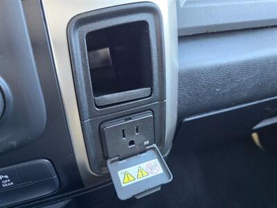 2019 RAM 1500 Classic CREW SLT 1OWNER 4X4 5.7L HEMI RUNS&DRIVES GREAT   - Photo 31 - Woodward, OK 73801