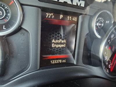 2020 RAM 1500 Big Horn CREW 4X4 1OWNER 5.7L RUNS&DRIVES GREAT AC   - Photo 32 - Woodward, OK 73801