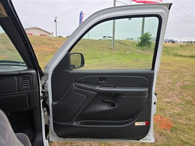 2006 Chevrolet Silverado 1500 4X4 V8 RUNS&DRIVES GREAT A/C GOOD TIRES   - Photo 34 - Woodward, OK 73801