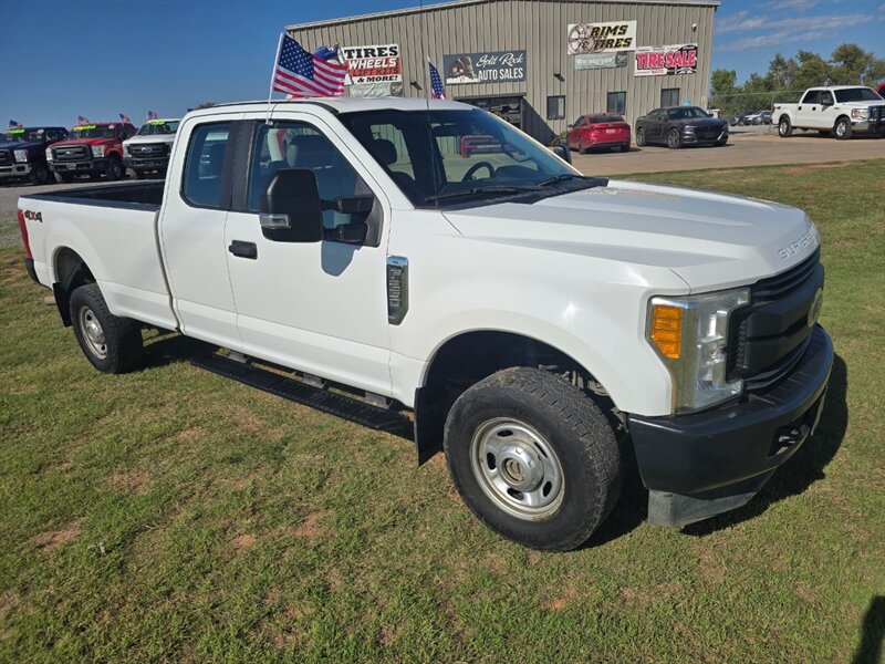2017 Ford F-250 Super Duty 1OWNER 4X4 8FT-BED 6.2L RUNS&DRIVES GREAT!A/C   - Photo 1 - Woodward, OK 73801