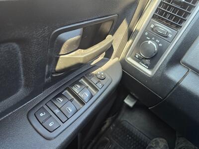 2017 RAM 1500 CREW 4X4 5.7L *RUNS&DRIVES GREAT*NEW TIRES A/C - Photo 22 - Woodward, OK 73801