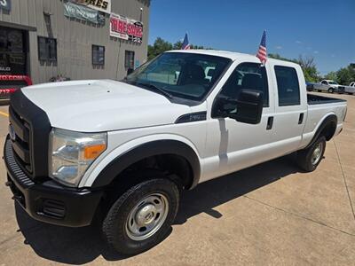2015 Ford F-250 Super Duty CREW 4X4 1OWNER RUNS&DRIVES GREAT BEDLINER TOW PKG - Photo 2 - Woodward, OK 73801