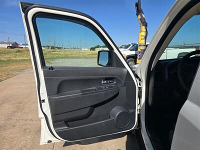 2009 Jeep Liberty Sport 3.7L 1OWNER RUNS&DRIVES GREAT AC GOOD TIRES   - Photo 43 - Woodward, OK 73801