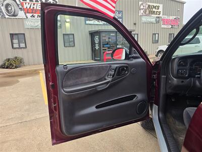 2000 Dodge Dakota SLT 2dr SLT - Photo 49 - Woodward, OK 73801