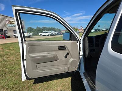 2005 Chevrolet Colorado Z71 LS 4X4 1OWNER 3.7L RUNS & DRIVES GREAT! TOW PK   - Photo 29 - Woodward, OK 73801