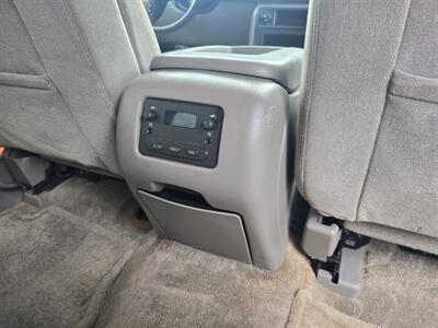 2003 Chevrolet Suburban 1500 LT 5.3l 4x CLEAN CARFAX!! 3RD ROW RUNS&DRIVES - Photo 27 - Woodward, OK 73801