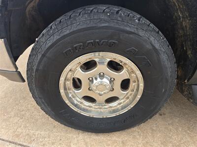 2003 Chevrolet Suburban 1500 LT 5.3l 4x CLEAN CARFAX!! 3RD ROW RUNS&DRIVES - Photo 52 - Woodward, OK 73801