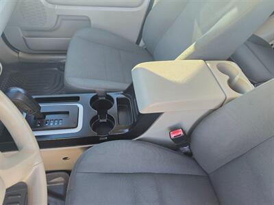 2012 Ford Escape 4WD 94K ML.1OWNER*RUNS&DRIVES GREAT A/C GOOD TIRES   - Photo 32 - Woodward, OK 73801