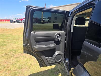 2011 Dodge Nitro Heat 3.7L RUNS&DRIVES GREAT AC COLD GOOD TIRES - Photo 46 - Woodward, OK 73801