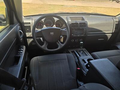 2011 Dodge Nitro Heat 3.7L RUNS&DRIVES GREAT AC COLD GOOD TIRES - Photo 14 - Woodward, OK 73801