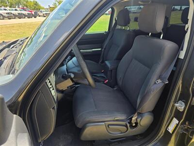 2011 Dodge Nitro Heat 3.7L RUNS&DRIVES GREAT AC COLD GOOD TIRES - Photo 37 - Woodward, OK 73801