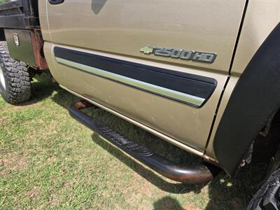 2004 Chevrolet Silverado 2500 8.1L 4X4 BAILBED RUN&DRIVES GREAT A/C GOOD TIRES! - Photo 38 - Woodward, OK 73801