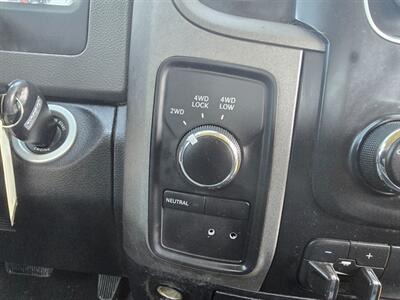 2013 RAM 1500 TRADESMAN 4X4 5.7L  4-DOOR A/C TOW PKG BED-LINER   - Photo 18 - Woodward, OK 73801