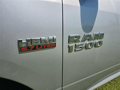 2013 RAM 1500 TRADESMAN 4X4 5.7L  4-DOOR A/C TOW PKG BED-LINER   - Photo 10 - Woodward, OK 73801