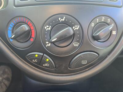 2001 Ford Focus SE 2.0L RUNS&DRIVES GREAT A/C COLD GOOD TIRES - Photo 21 - Woodward, OK 73801