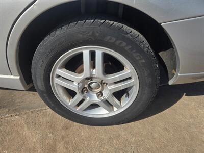2001 Ford Focus SE 2.0L RUNS&DRIVES GREAT A/C COLD GOOD TIRES - Photo 51 - Woodward, OK 73801