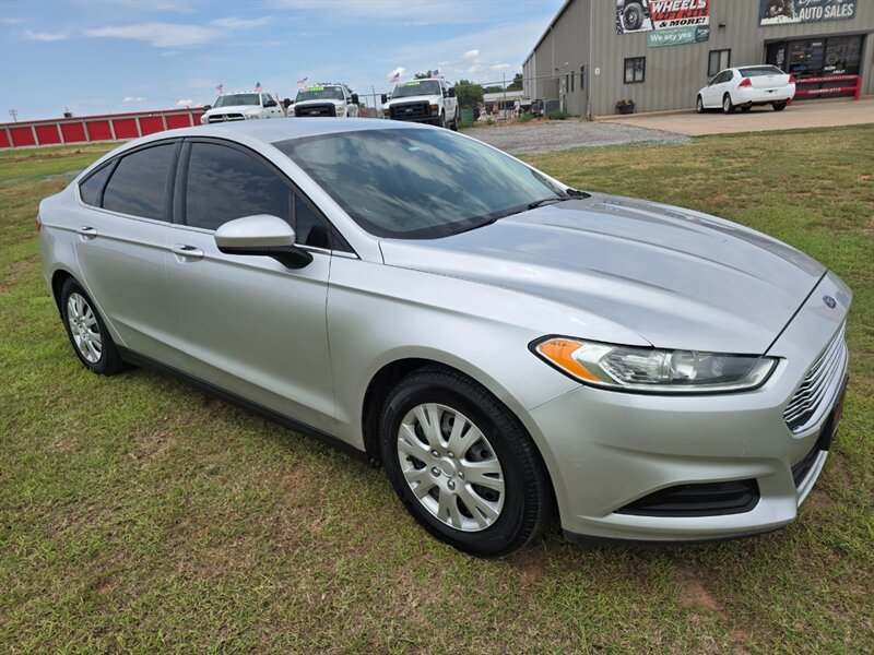 2014 Ford Fusion A/C COLD!*RUNS & DRIVES GREAT! GOOD TIRES - Photo 1 - Woodward, OK 73801