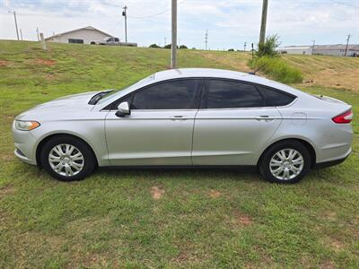 2014 Ford Fusion A/C COLD!*RUNS & DRIVES GREAT! GOOD TIRES   - Photo 4 - Woodward, OK 73801