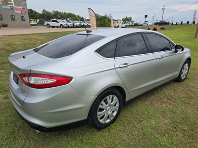 2014 Ford Fusion A/C COLD!*RUNS & DRIVES GREAT! GOOD TIRES   - Photo 5 - Woodward, OK 73801