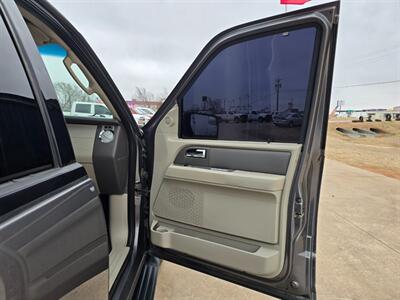 2013 Ford Expedition 4X4 1OWNER RUNS & DRIVES GREAT A/C GOOD TIRES - Photo 45 - Woodward, OK 73801