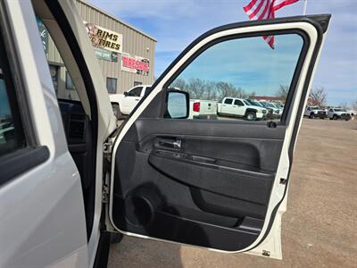 2009 Jeep Liberty 4WD 3.7L RUNS&DRIVES GREAT NEW TIRES A/C COLD!   - Photo 44 - Woodward, OK 73801