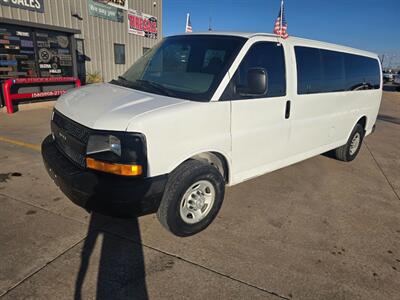 2007 Chevrolet Express LS 3500 15 PASSANGER A/C 6.0L RUNS&DRIVES GREAT!!!   - Photo 2 - Woodward, OK 73801