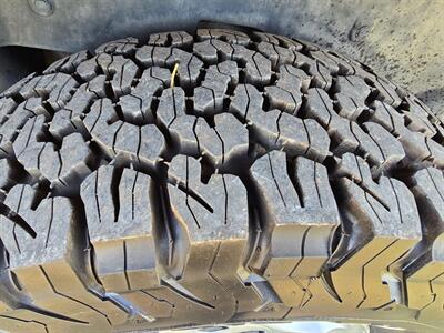 2005 Chevrolet Suburban 1500 LT 5.3l 4x4 1OWNER NEW TIRES CLEAN CARFAX!!   - Photo 58 - Woodward, OK 73801