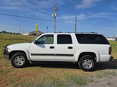 2005 Chevrolet Suburban 1500 LT 5.3l 4x4 1OWNER NEW TIRES CLEAN CARFAX!!   - Photo 4 - Woodward, OK 73801