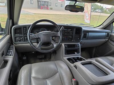 2005 Chevrolet Suburban 1500 LT 5.3l 4x4 1OWNER NEW TIRES CLEAN CARFAX!!   - Photo 15 - Woodward, OK 73801