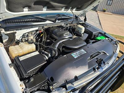 2005 Chevrolet Suburban 1500 LT 5.3l 4x4 1OWNER NEW TIRES CLEAN CARFAX!!   - Photo 57 - Woodward, OK 73801