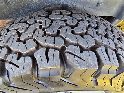 2005 Chevrolet Suburban 1500 LT 5.3l 4x4 1OWNER NEW TIRES CLEAN CARFAX!!   - Photo 61 - Woodward, OK 73801