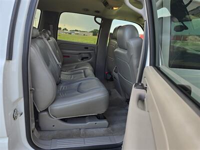 2005 Chevrolet Suburban 1500 LT 5.3l 4x4 1OWNER NEW TIRES CLEAN CARFAX!!   - Photo 37 - Woodward, OK 73801