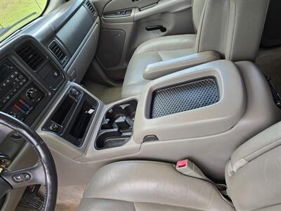 2005 Chevrolet Suburban 1500 LT 5.3l 4x4 1OWNER NEW TIRES CLEAN CARFAX!!   - Photo 31 - Woodward, OK 73801